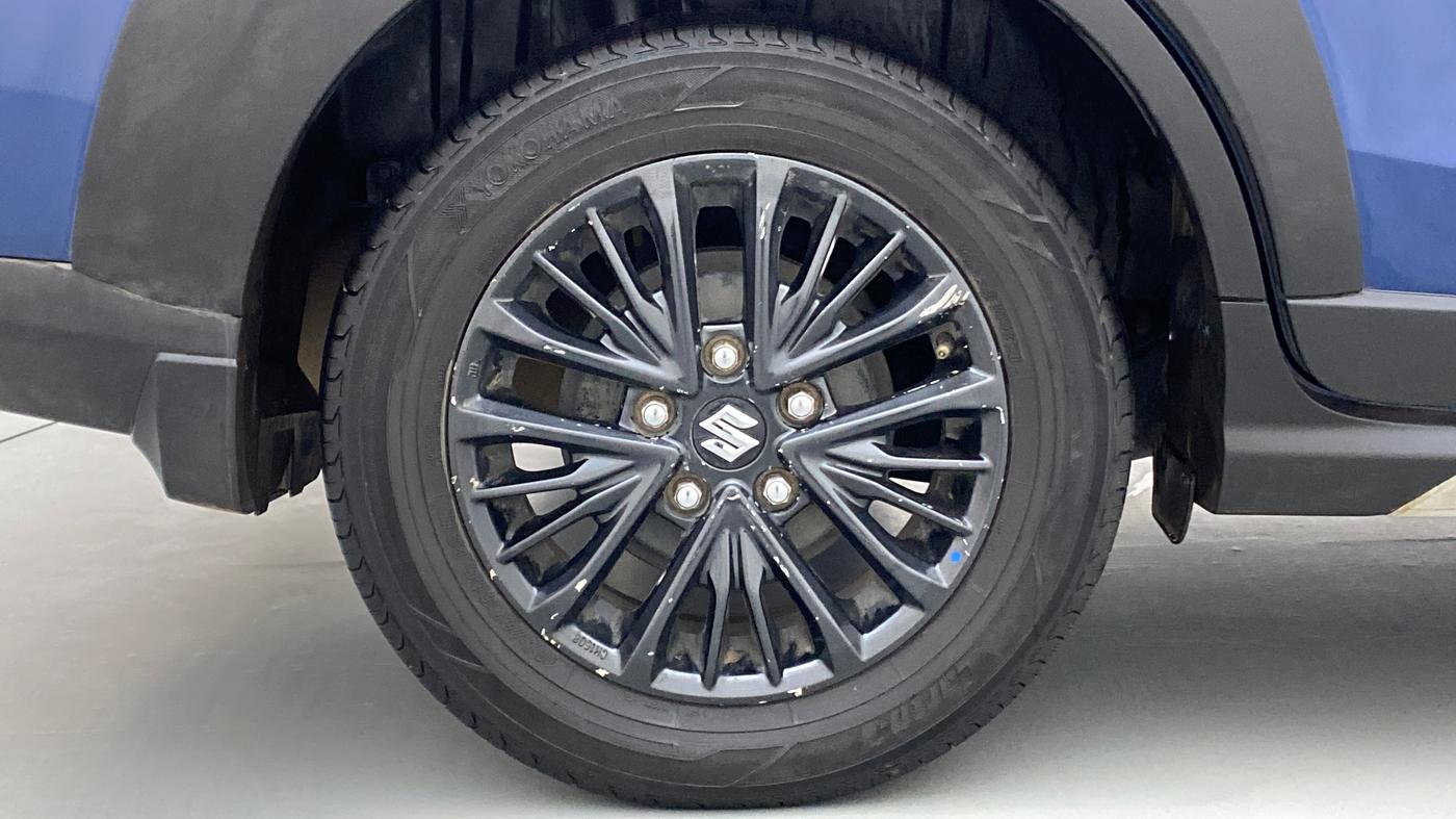 2019 Maruti XL6 ALPHA AT, CNG, Automatic, 96,827 km, Right Rear Wheel