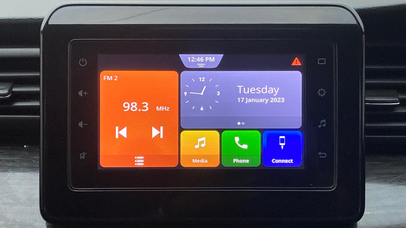 2019 Maruti XL6 ALPHA AT, CNG, Automatic, 96,827 km, Infotainment System