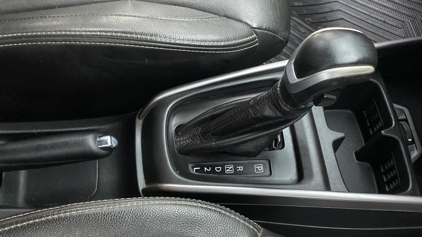2019 Maruti XL6 ALPHA AT, CNG, Automatic, 96,827 km, Gear Lever