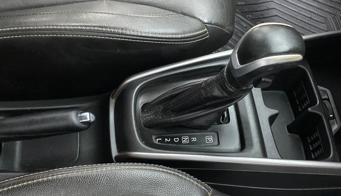 2019 Maruti XL6 ALPHA AT, CNG, Automatic, 96,827 km, Gear Lever