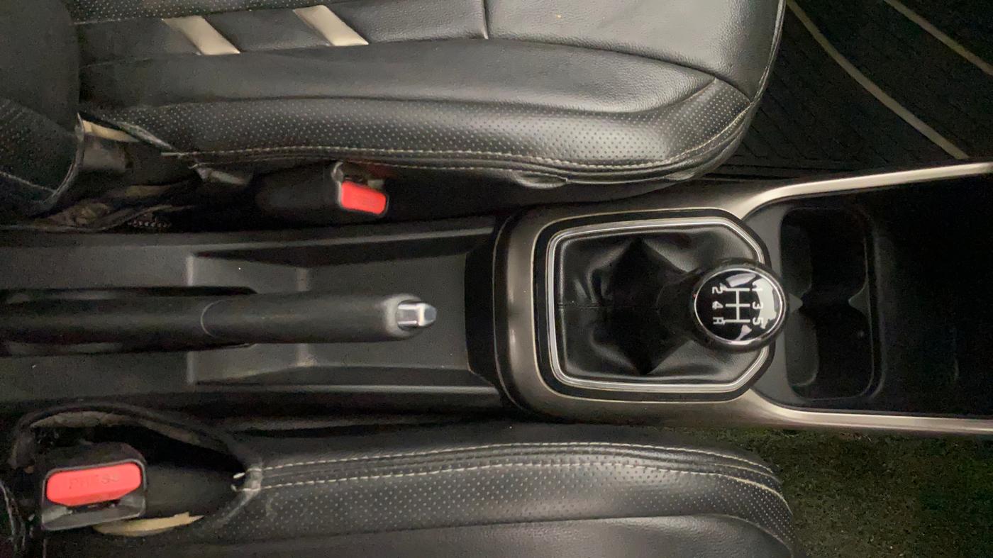 2018 Maruti IGNIS ALPHA 1.2, Petrol, Manual, 96,779 km, Gear Lever
