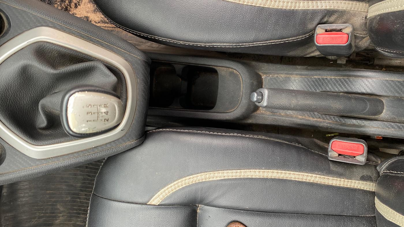 2018 Datsun Go T, Petrol, Manual, 57,259 km, Gear Lever