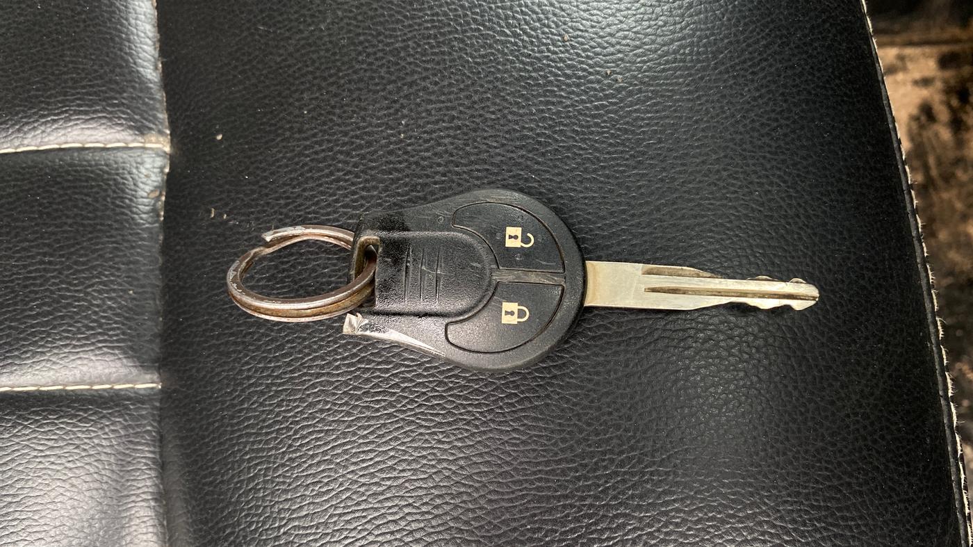 2018 Datsun Go T, Petrol, Manual, 57,259 km, Key Close Up