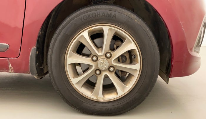 2016 Hyundai Grand i10 ASTA (O) AT 1.2 KAPPA VTVT, Petrol, Automatic, 97,207 km, Right Front Wheel