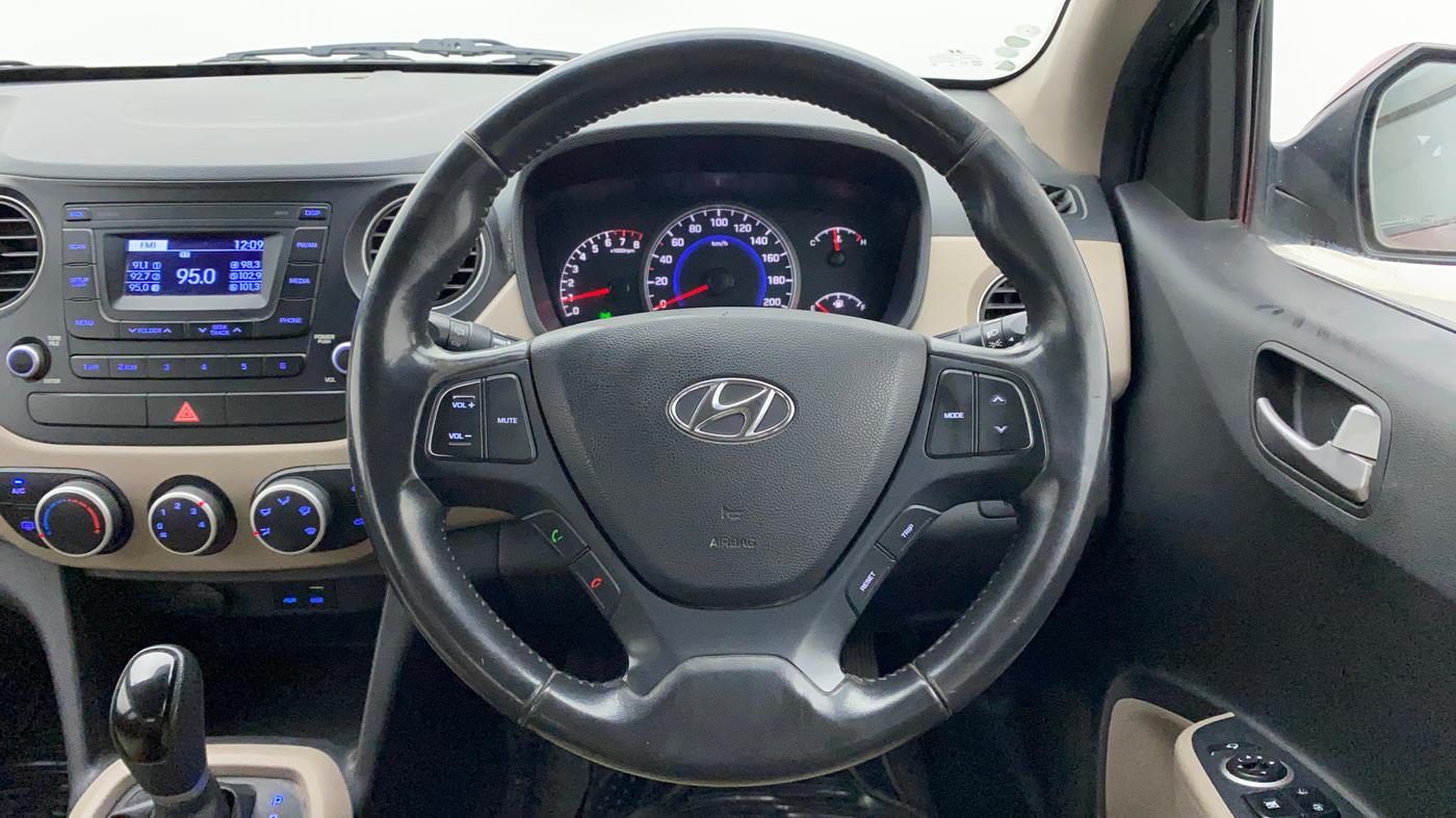 2016 Hyundai Grand i10 ASTA (O) AT 1.2 KAPPA VTVT, Petrol, Automatic, 97,207 km, Steering Wheel Close Up