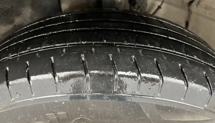 2019 Hyundai VENUE S 1.0 TURBO DCT, Petrol, Automatic, 43,031 km, Left Front Tyre Tread