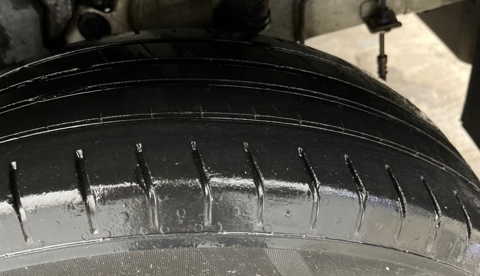 2019 Hyundai VENUE S 1.0 TURBO DCT, Petrol, Automatic, 43,031 km, Left Rear Tyre Tread