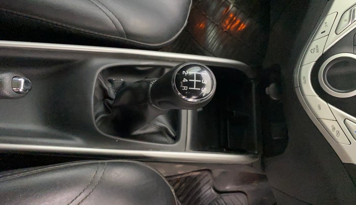 2018 Maruti Baleno ALPHA PETROL 1.2, Petrol, Manual, 58,633 km, Gear Lever