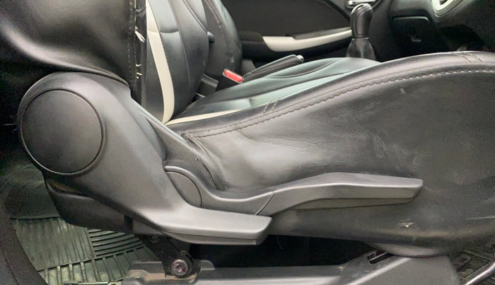 2018 Maruti Baleno ALPHA PETROL 1.2, Petrol, Manual, 58,633 km, Driver Side Adjustment Panel