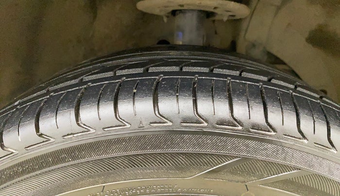 2018 Maruti Baleno ALPHA PETROL 1.2, Petrol, Manual, 58,633 km, Right Front Tyre Tread