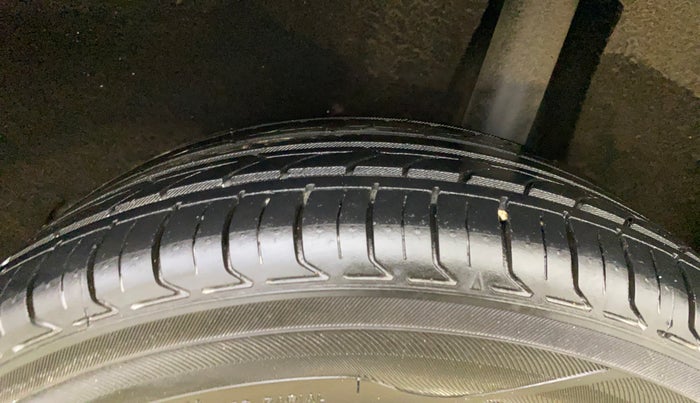 2018 Maruti Baleno ALPHA PETROL 1.2, Petrol, Manual, 58,633 km, Left Rear Tyre Tread