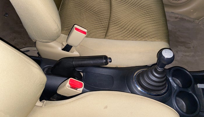 2013 Honda Amaze 1.2L I-VTEC VX, Petrol, Manual, 58,976 km, Gear Lever