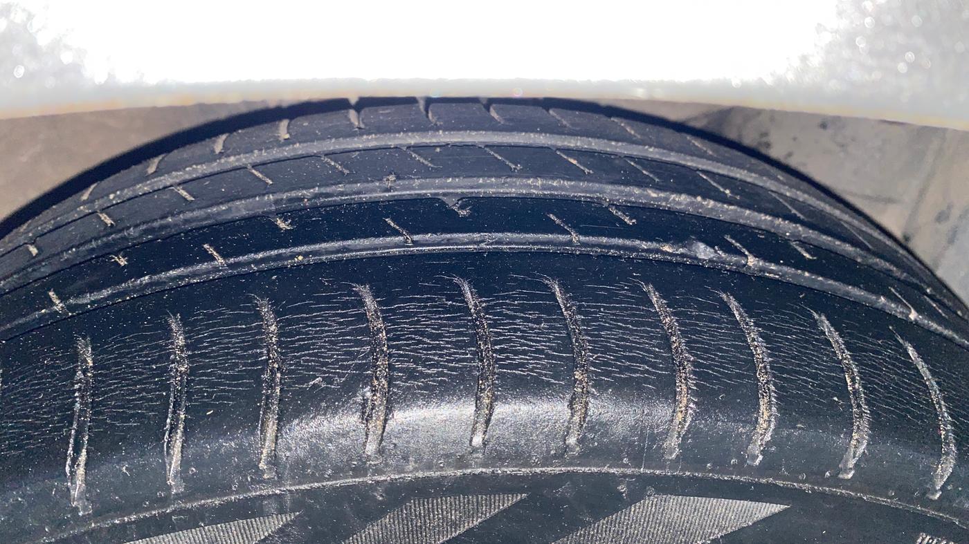 2013 Honda Amaze 1.2L I-VTEC VX, Petrol, Manual, 58,976 km, Right Front Tyre Tread