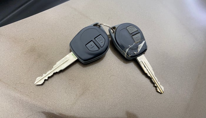 2013 Maruti Wagon R 1.0 VXI, Petrol, Manual, 51,752 km, Key Close Up