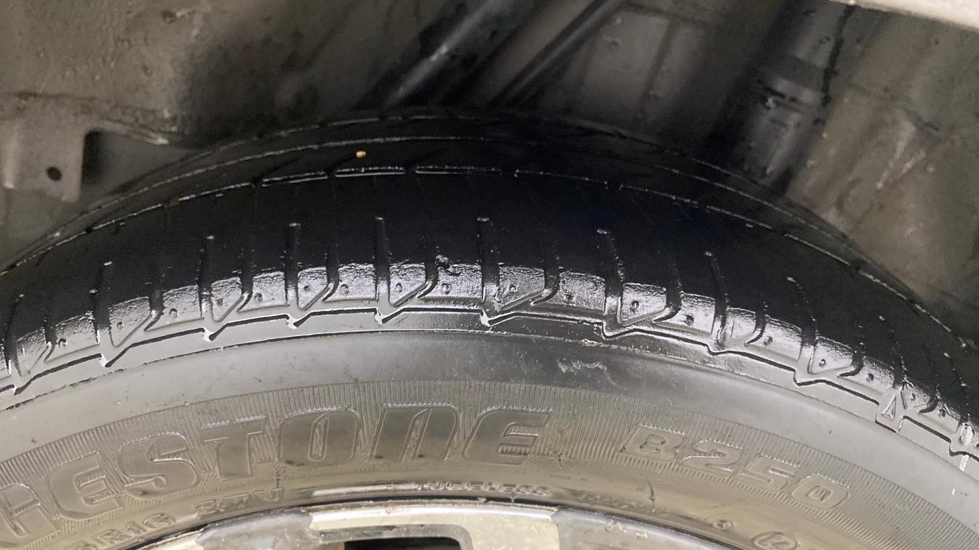 2017 Honda City 1.5L I-VTEC VX CVT, Petrol, Automatic, 1,05,835 km, Left Rear Tyre Tread