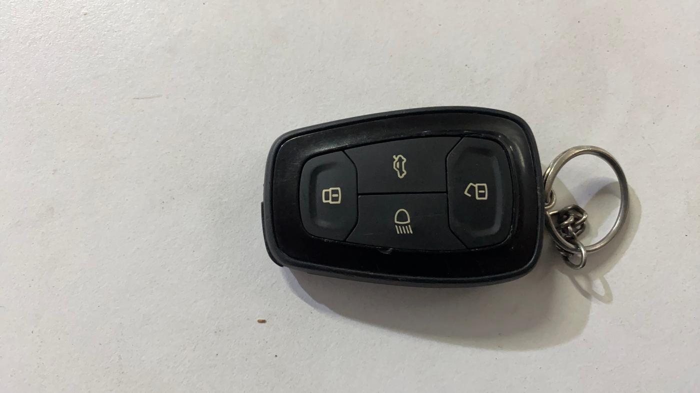 2022 Tata TIGOR XZA PLUS PETROL, Petrol, Automatic, 28,955 km, Key Close Up