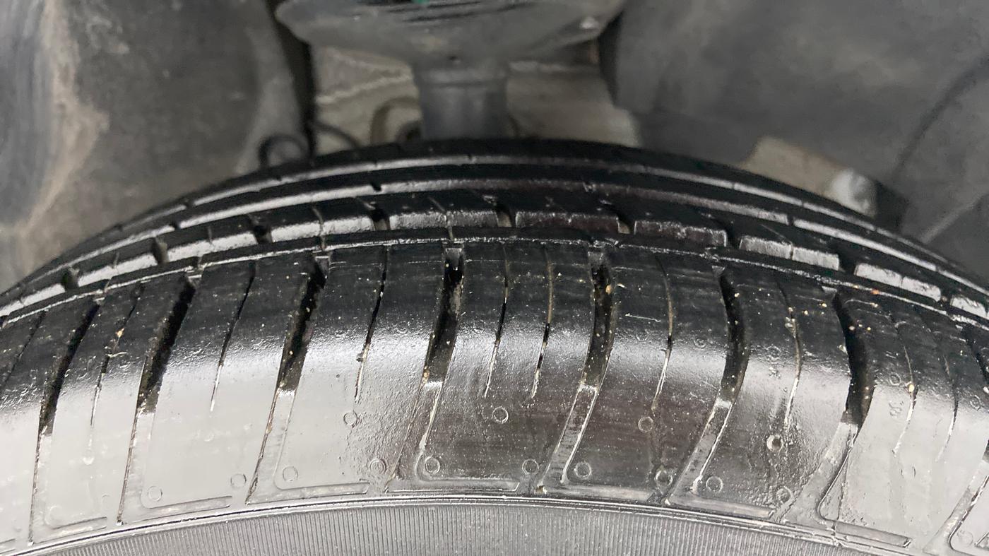 2019 Renault Duster RXS CVT, Petrol, Automatic, 7,255 km, Right Front Tyre Tread
