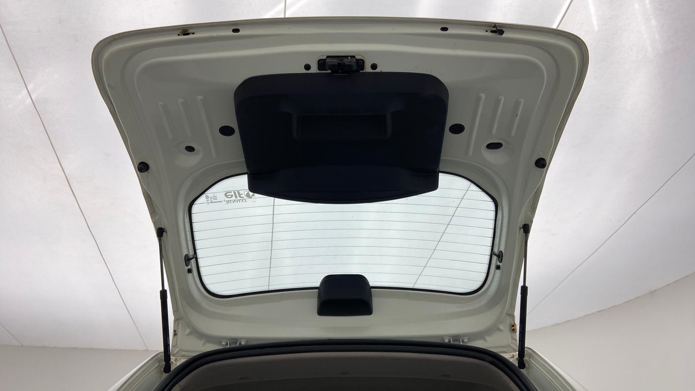 2019 Renault Duster RXS CVT, Petrol, Automatic, 7,255 km, Boot Door Open