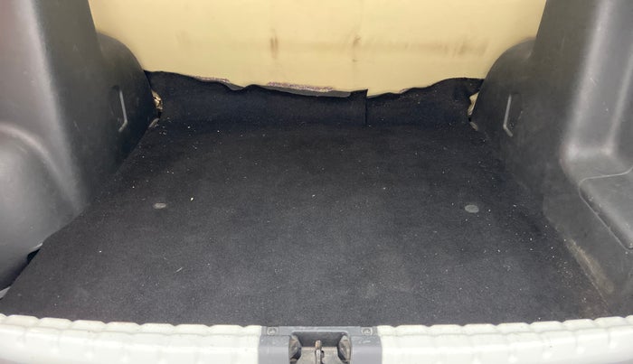 2019 Renault Duster RXS CVT, Petrol, Automatic, 7,255 km, Boot Inside