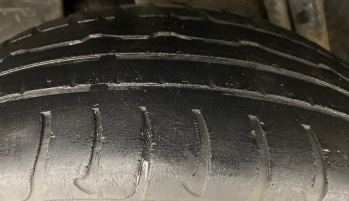 2016 Renault Duster RXS 85 PS, Diesel, Manual, 64,852 km, Right Rear Tyre Tread