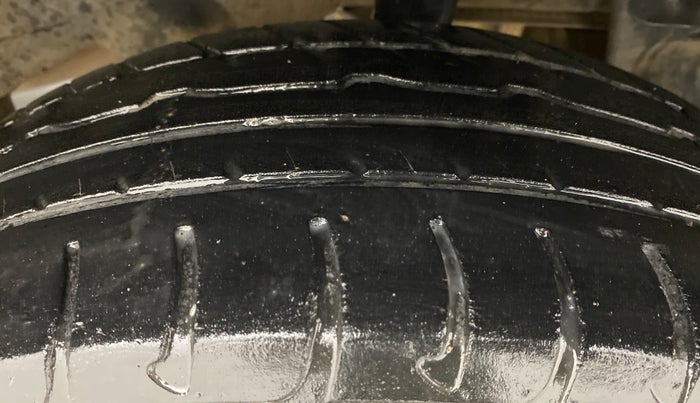 2016 Renault Duster RXS 85 PS, Diesel, Manual, 64,852 km, Left Rear Tyre Tread
