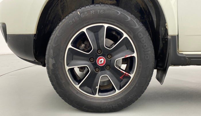 2016 Renault Duster RXS 85 PS, Diesel, Manual, 64,852 km, Left Front Wheel
