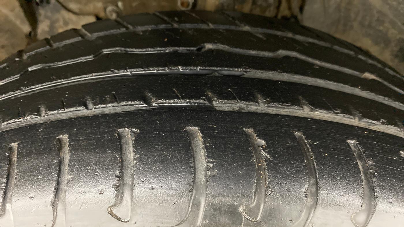 2016 Renault Duster RXS 85 PS, Diesel, Manual, 64,852 km, Left Front Tyre Tread