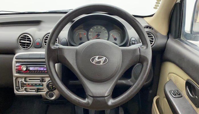 2011 Hyundai Santro Xing GL PLUS, Petrol, Manual, 66,209 km, Steering Wheel Close Up