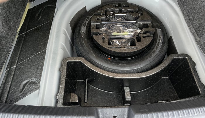 2020 Skoda Rapid 1.0 AMBITION TSI MT, Petrol, Manual, 12,245 km, Spare Tyre