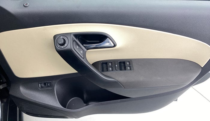 2020 Skoda Rapid 1.0 AMBITION TSI MT, Petrol, Manual, 12,245 km, Driver Side Door Panels Control