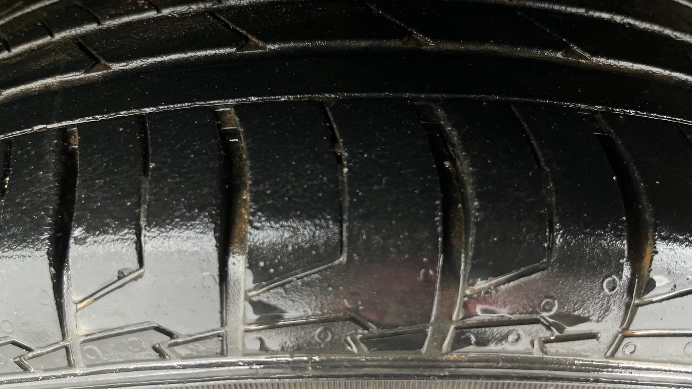 2021 KIA SELTOS HTX 1.5 PETROL, Petrol, Manual, 24,029 km, Left Front Tyre Tread