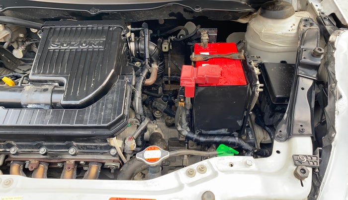 2015 Maruti Swift VXI, Petrol, Manual, 46,181 km, Engine View - Left