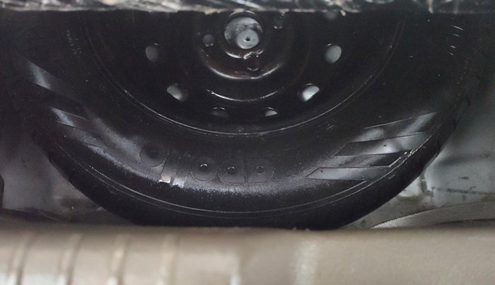 2014 Hyundai i10 SPORTZ 1.1, CNG, Manual, 72,480 km, Spare Tyre