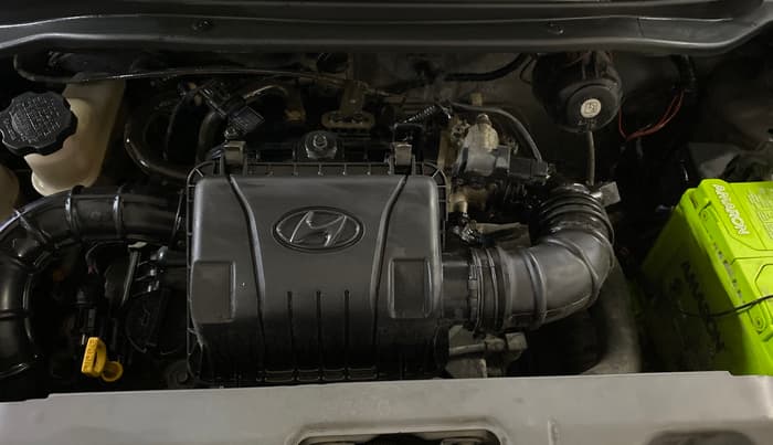 2017 Hyundai Eon ERA +, Petrol, Manual, 68,946 km, Engine View