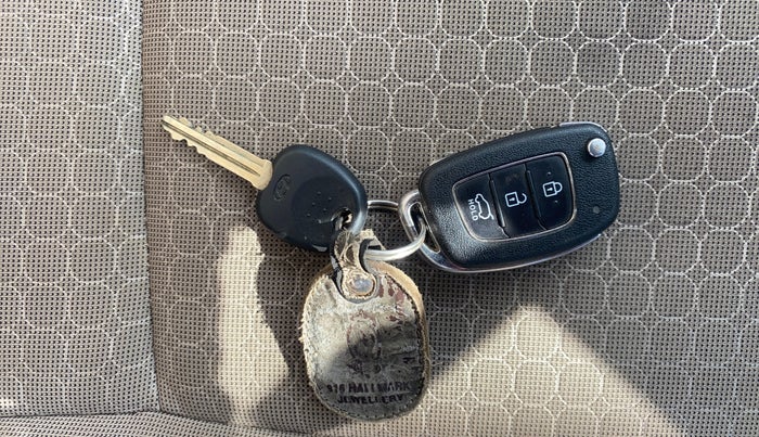 2016 Hyundai Elite i20 MAGNA 1.2, Petrol, Manual, 44,483 km, Key Close Up