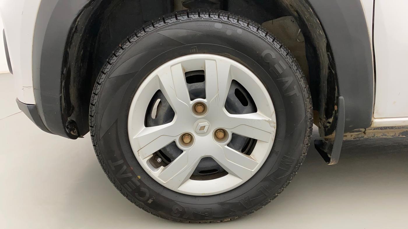 2019 Renault Kwid RXL, Petrol, Manual, 30,272 km, Left Front Wheel