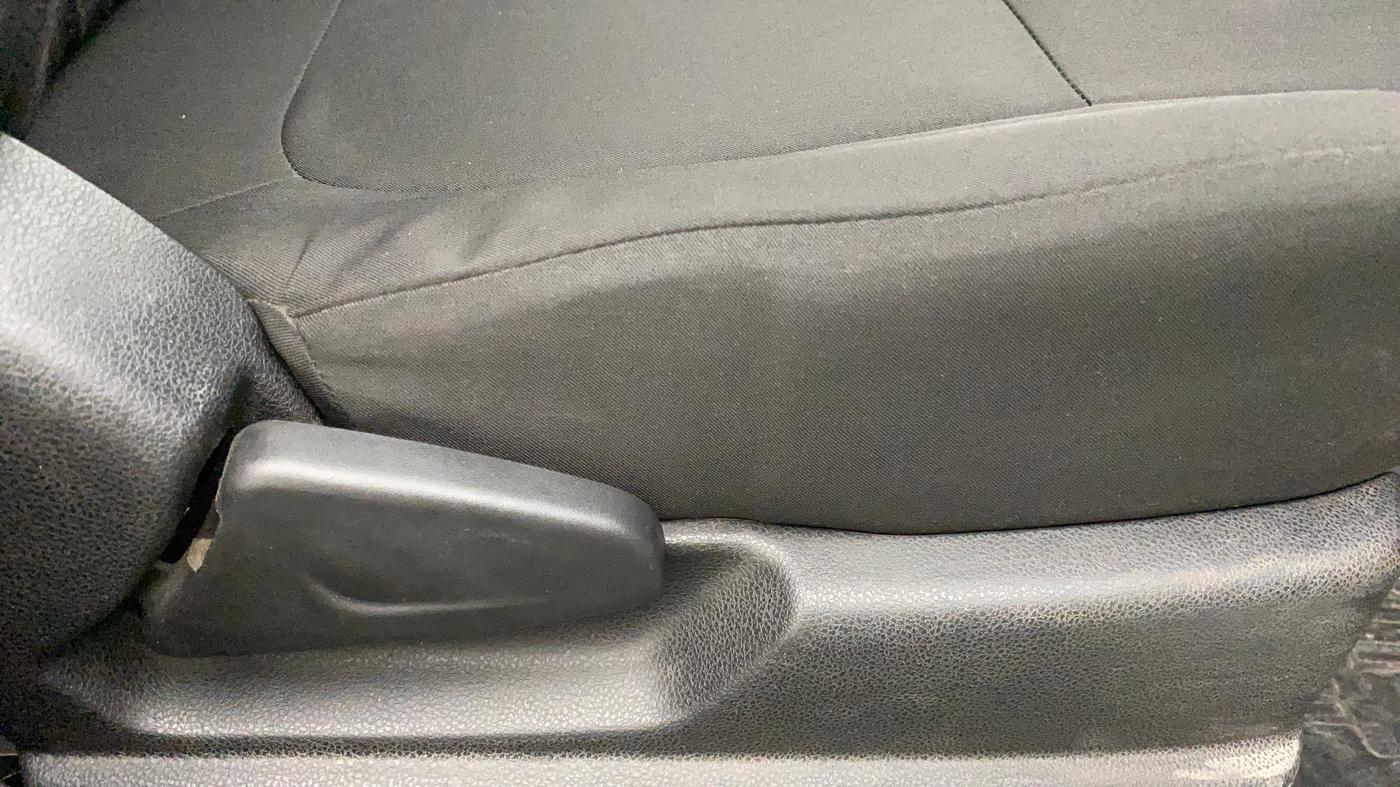 2019 Renault Kwid RXL, Petrol, Manual, 30,272 km, Driver Side Adjustment Panel