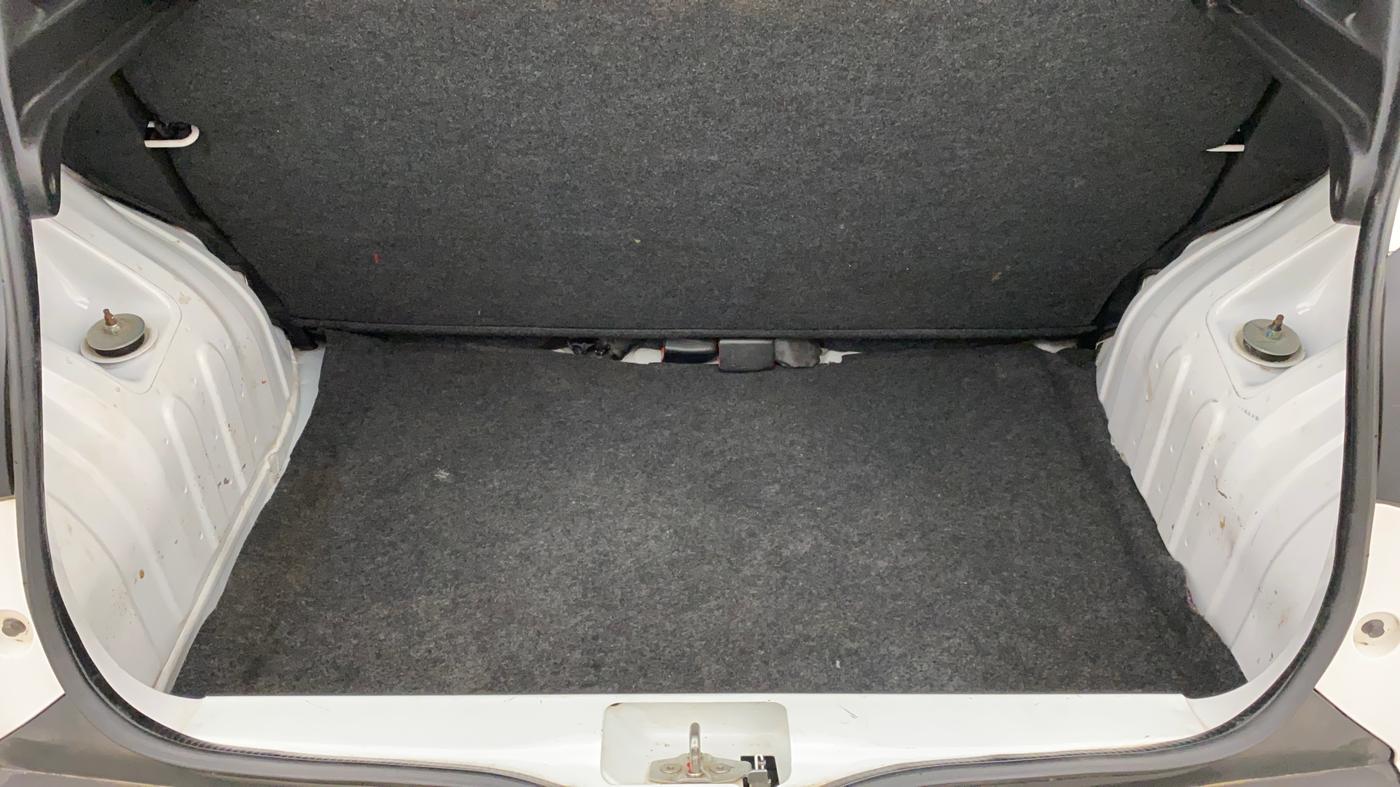 2019 Renault Kwid RXL, Petrol, Manual, 30,272 km, Boot Inside
