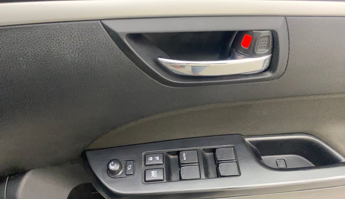 2015 Maruti Swift VXI, Petrol, Manual, 17,787 km, Driver Side Door Panels Control