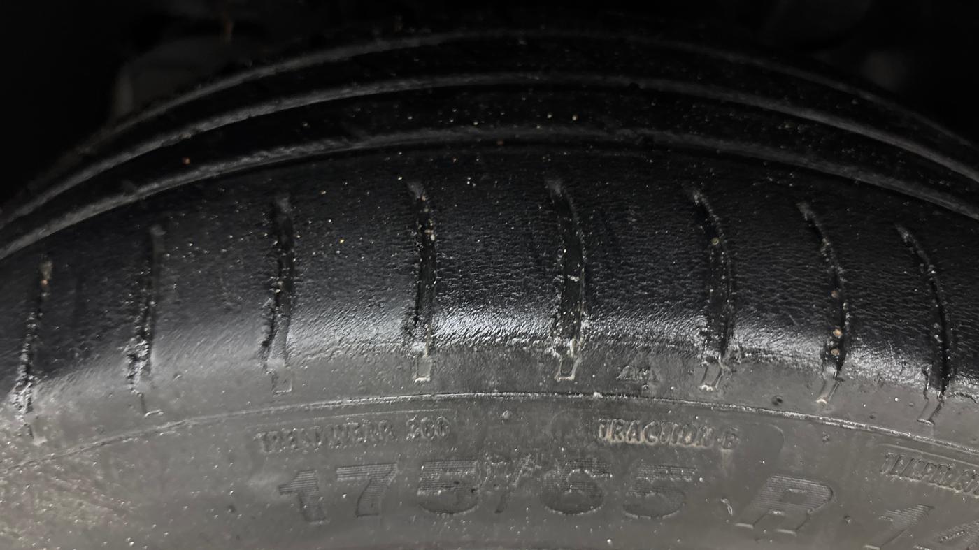 2018 Tata Tiago XZA PETROL, Petrol, Automatic, 67,280 km, Left Front Tyre Tread