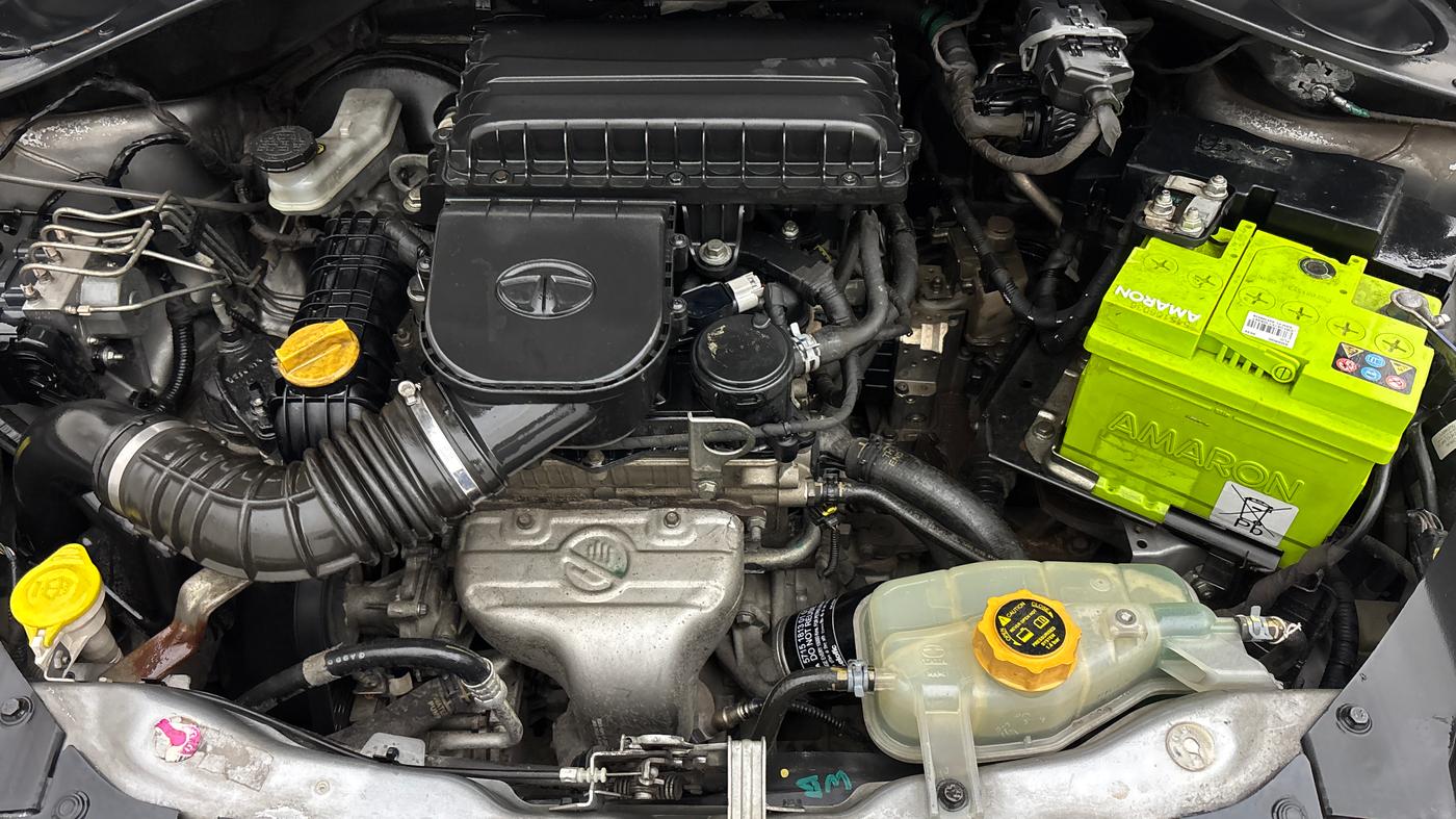2018 Tata Tiago XZA PETROL, Petrol, Automatic, 67,280 km, Engine View