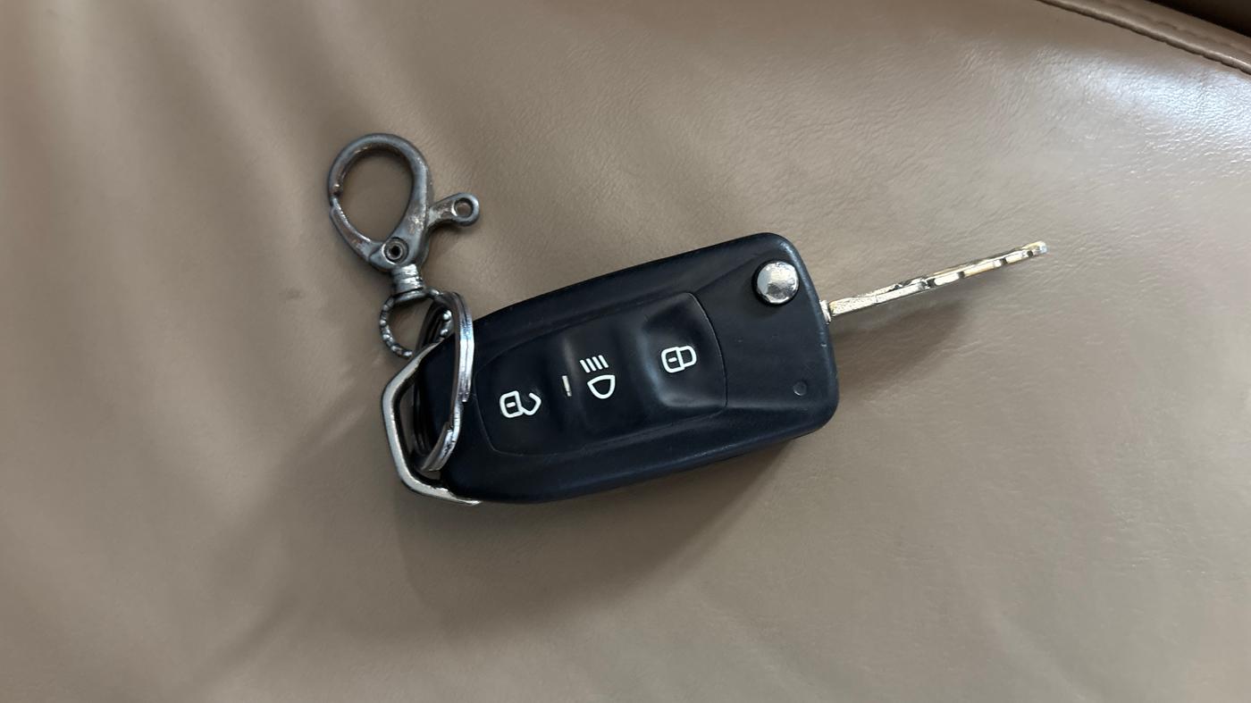2018 Tata Tiago XZA PETROL, Petrol, Automatic, 67,280 km, Key Close Up