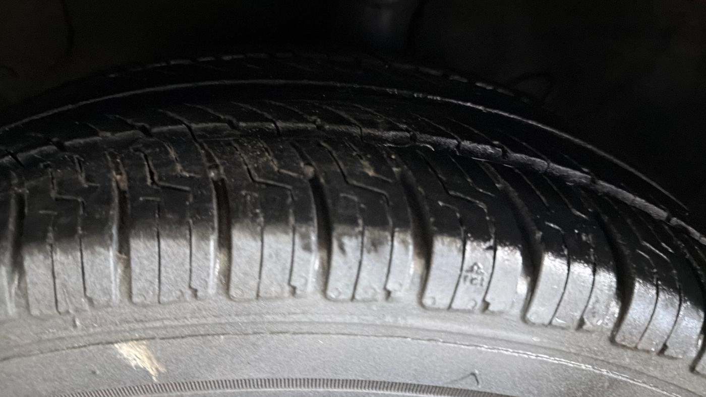 2019 Hyundai NEW SANTRO SPORTZ AMT, Petrol, Automatic, 67,101 km, Left Front Tyre Tread