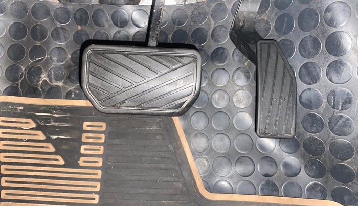 2018 Maruti Celerio VXI AMT, Petrol, Automatic, 39,143 km, Pedals