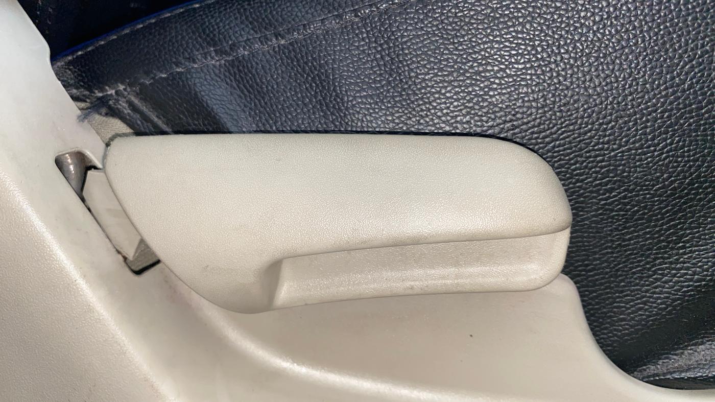 2018 Maruti Celerio VXI AMT, Petrol, Automatic, 39,143 km, Driver Side Adjustment Panel