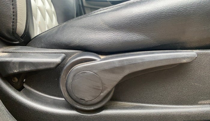 2017 Tata Tiago XZ PETROL, Petrol, Manual, 67,336 km, Driver Side Adjustment Panel