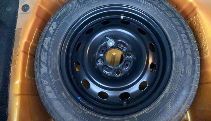 2017 Tata Tiago XZ PETROL, Petrol, Manual, 67,336 km, Spare Tyre