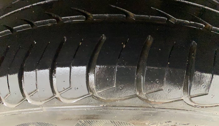 2017 Tata Tiago XZ PETROL, Petrol, Manual, 67,336 km, Left Rear Tyre Tread