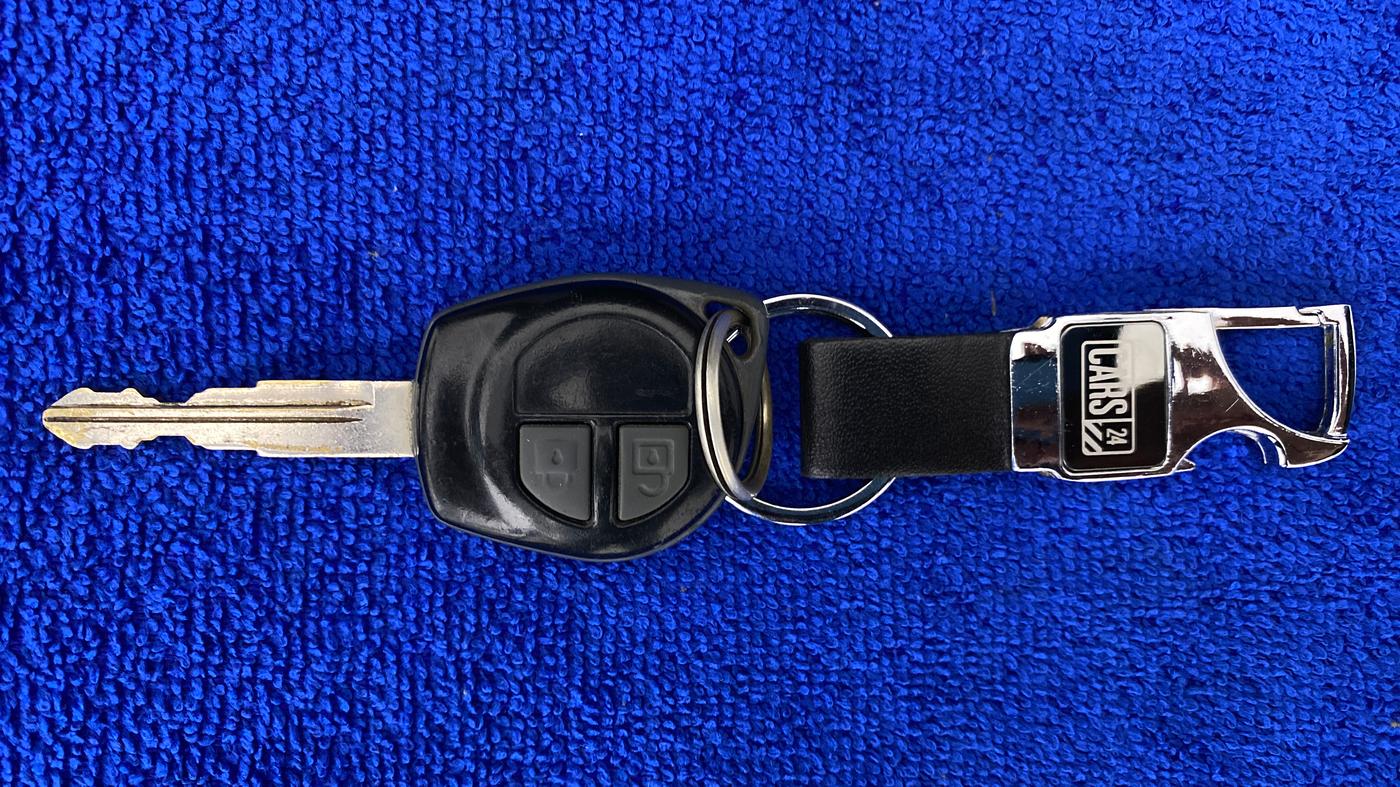 2012 Maruti Swift VXI D, Petrol, Manual, 94,533 km, Key Close Up