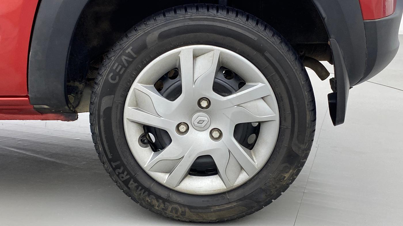 2020 Renault Kwid 1.0 RXT Opt, Petrol, Manual, 9,299 km, Left Rear Wheel